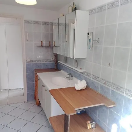 度假居 Maison De Vacances 8-10 Personnes *